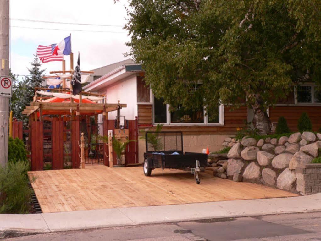 مبيت وإفطار Lévis L'Oasis Du Pirate المظهر الخارجي الصورة